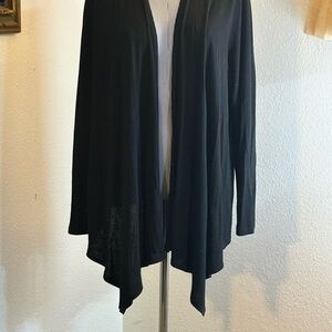 Eyeshadow Black Women's Lightweight Cardigan